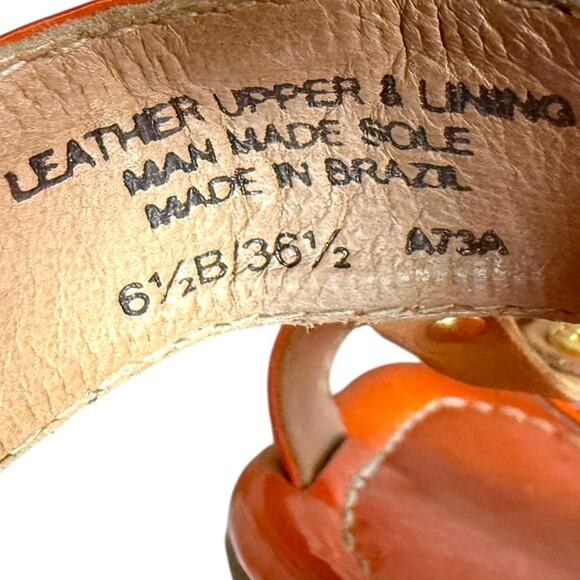 BCBG Leather Flats Ankle Strap Sandals Womens Size 6.5 Orange Tan Gold - Picture 10 of 11